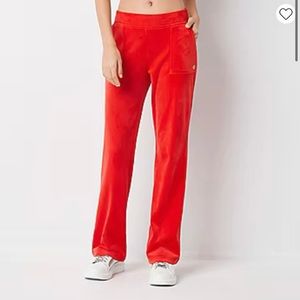 Juicy By Juicy Couture Womens
Mid Rise Velour Pants.
